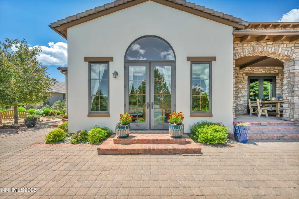 186 Carleton Reno NV 89511