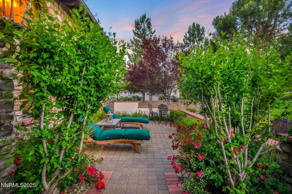 186 Carleton Reno NV 89511