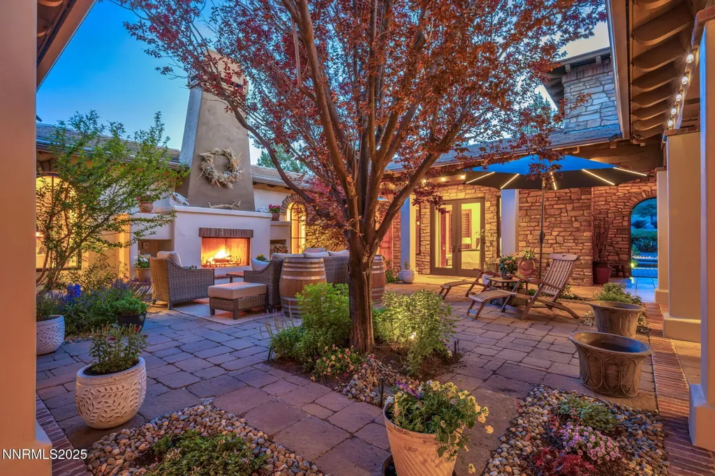 186 Carleton Reno NV 89511