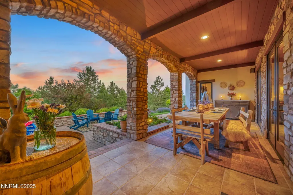 186 Carleton Reno NV 89511