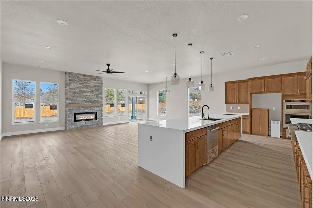 2800 Pamela Minden NV 89423
