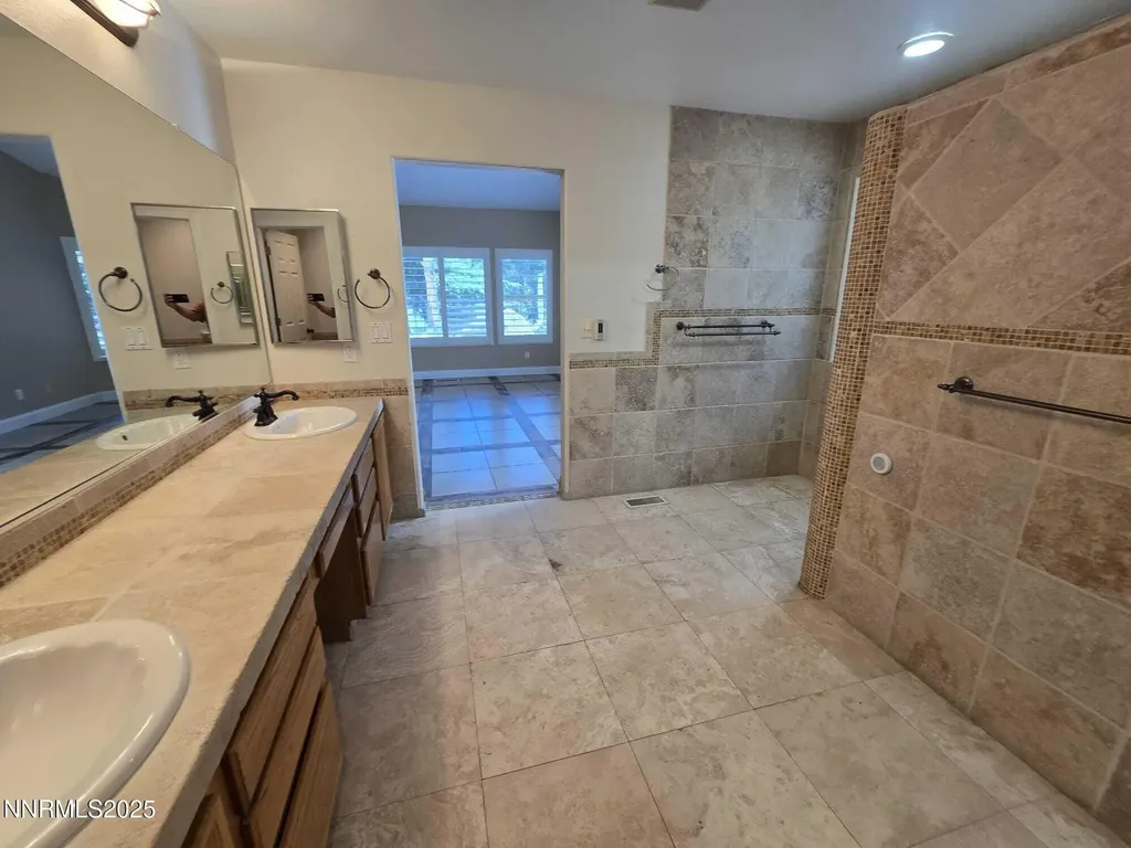 3796 Bellingham Reno NV 89511