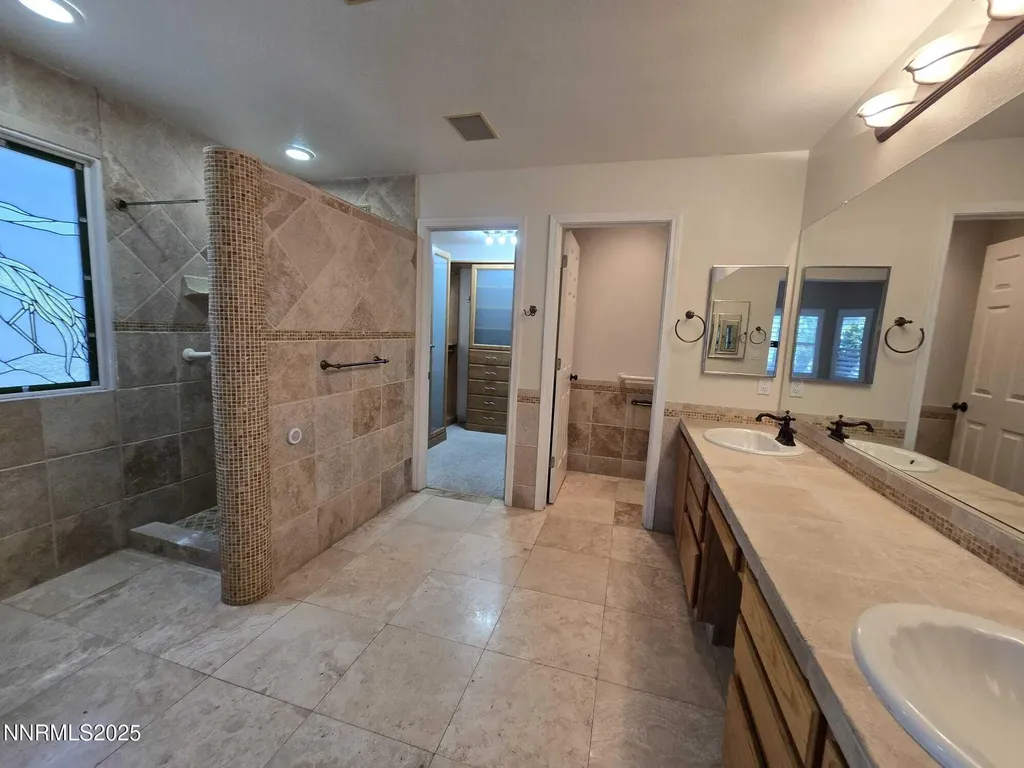 3796 Bellingham Reno NV 89511