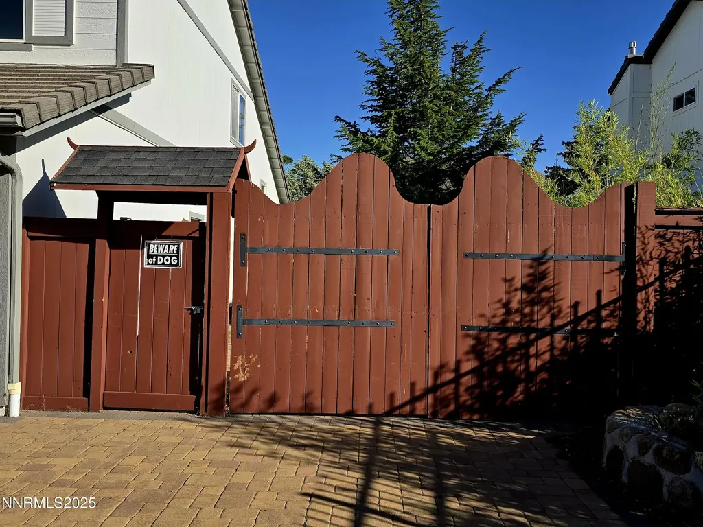 3796 Bellingham Reno NV 89511