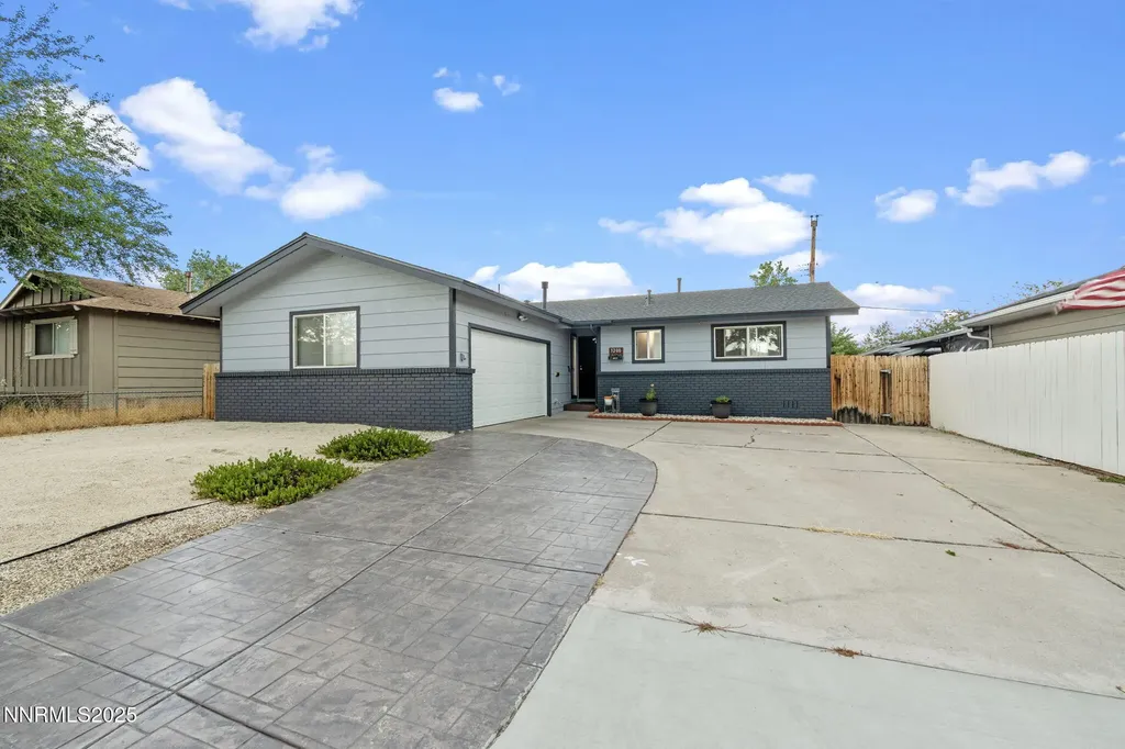 3200 Vickie Sparks NV 89431