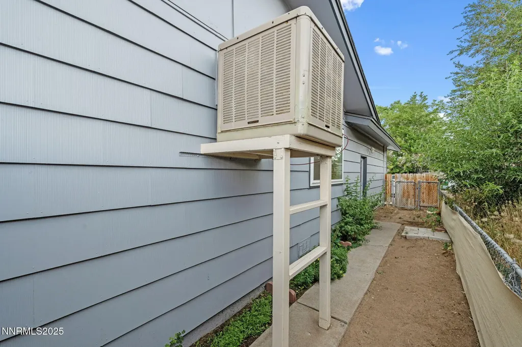 3200 Vickie Sparks NV 89431