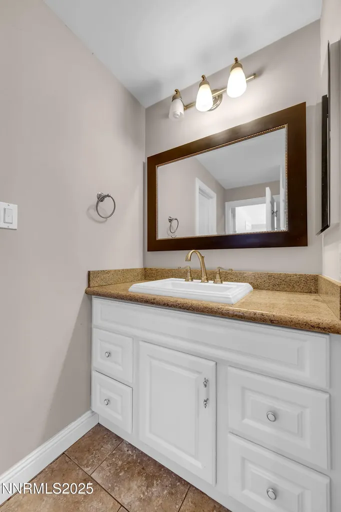 1220 Conway Reno NV 89503