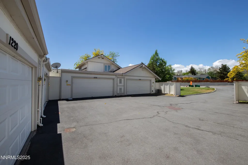 1220 Conway Reno NV 89503
