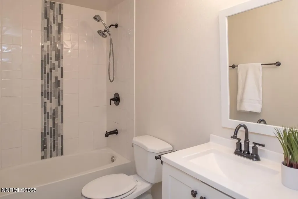 875 Camino Real Sparks NV 89434