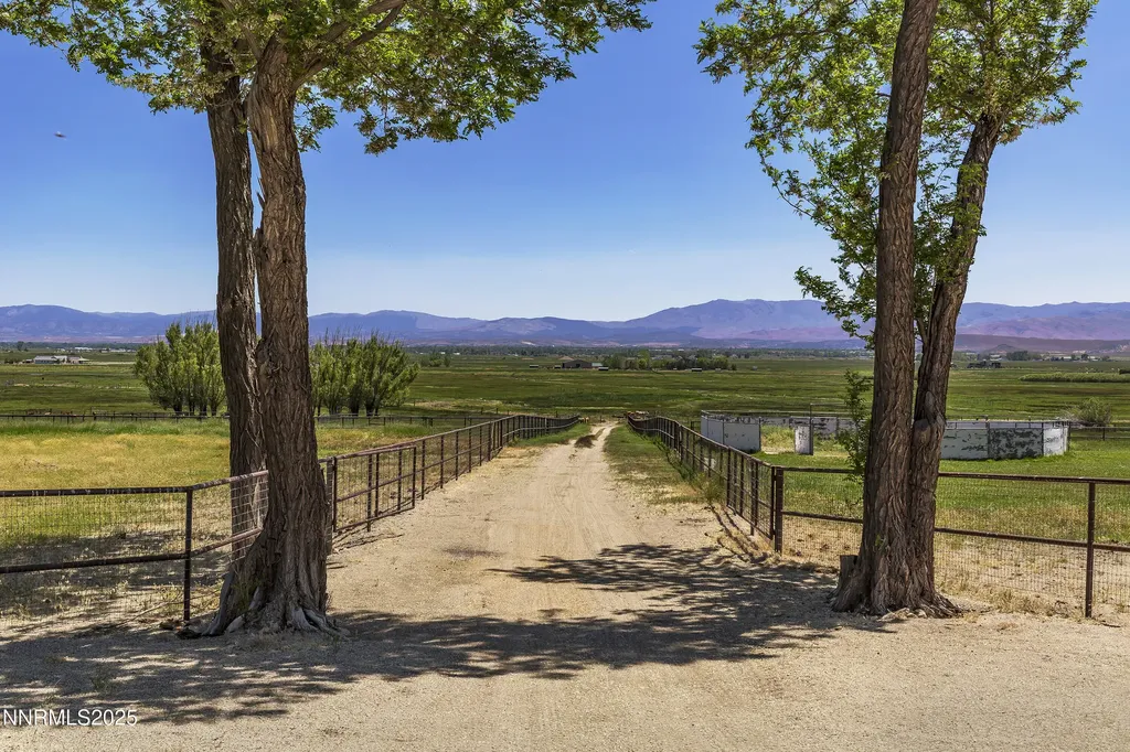 775 Foothill Gardnerville NV 89460