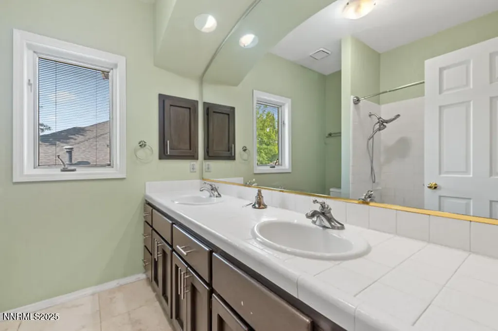 2126 Thomas Jefferson Reno NV 89509