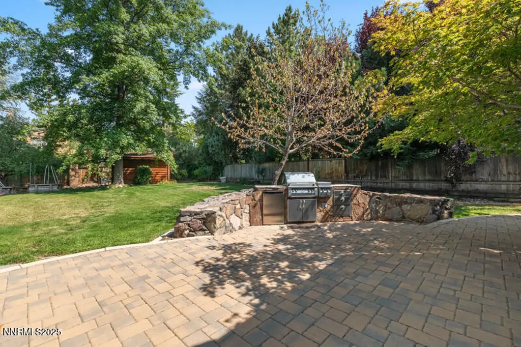 2126 Thomas Jefferson Reno NV 89509