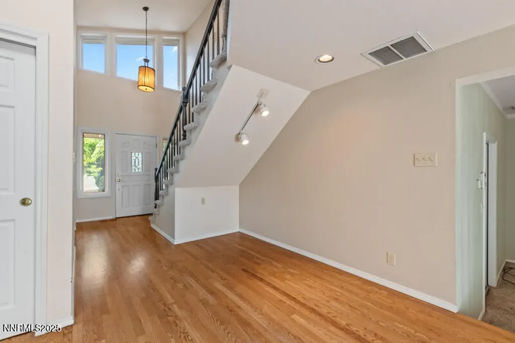 2126 Thomas Jefferson Reno NV 89509