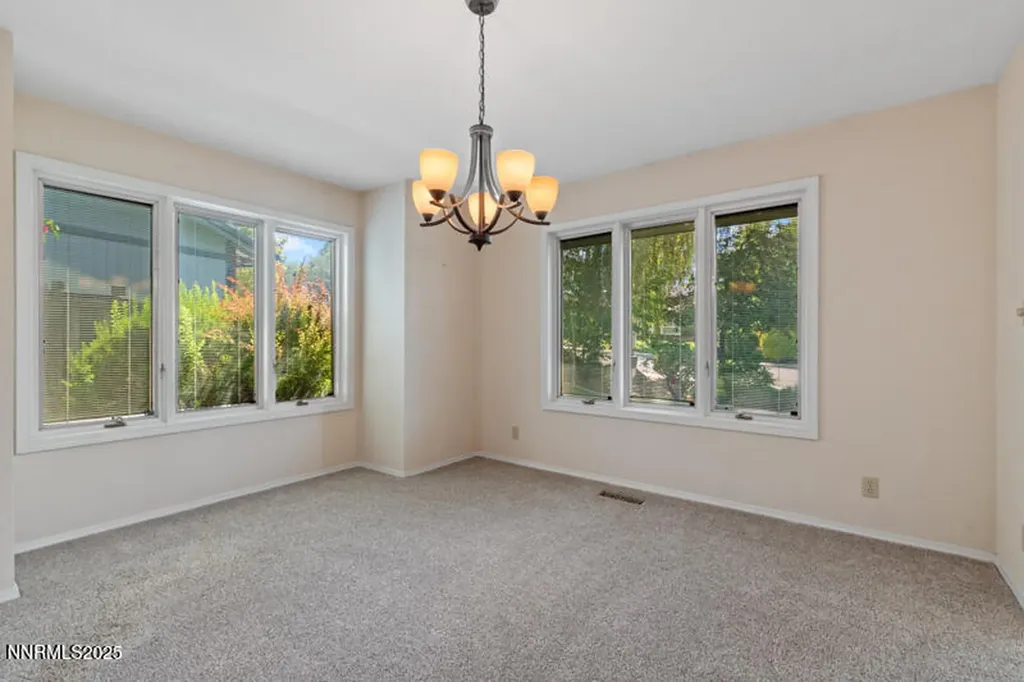 2126 Thomas Jefferson Reno NV 89509