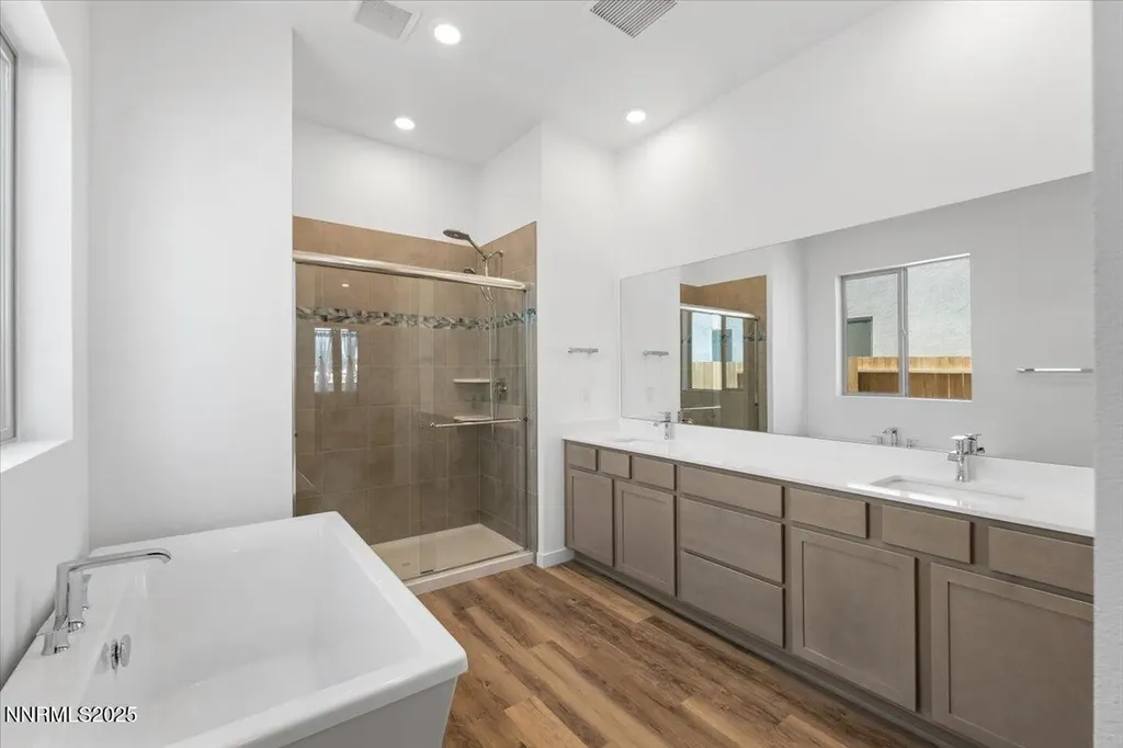1772 Hogan Peak Carson City NV 89701