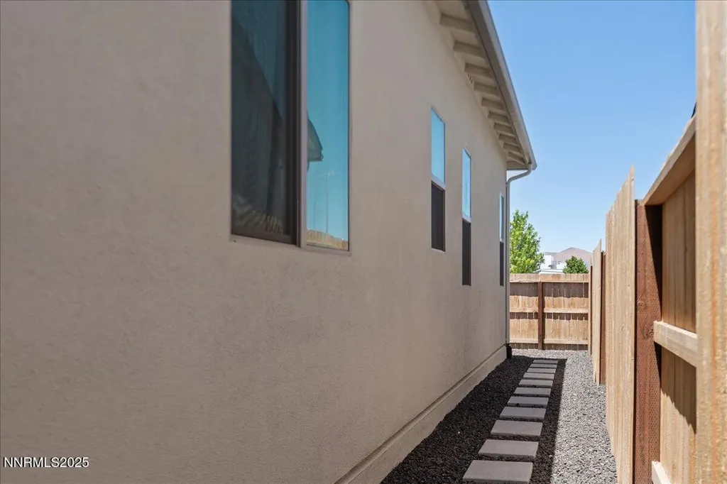 1772 Hogan Peak Carson City NV 89701