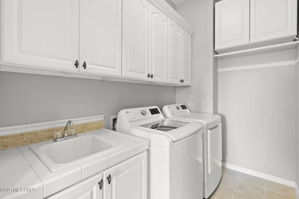 9900 Wilbur May Reno NV 89521