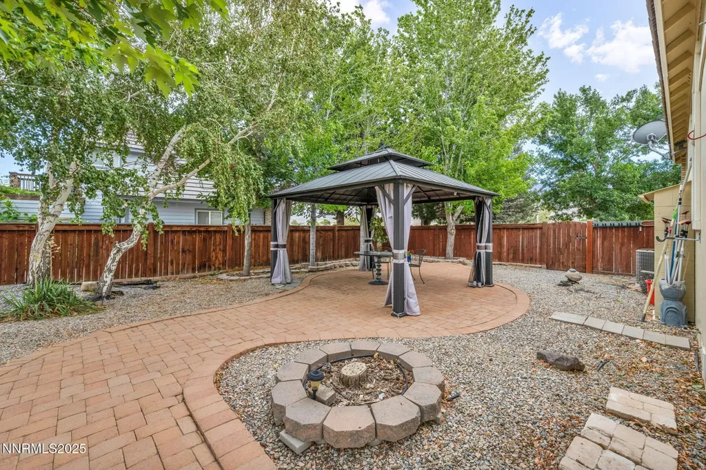 363 Bayhill Dayton NV 89403