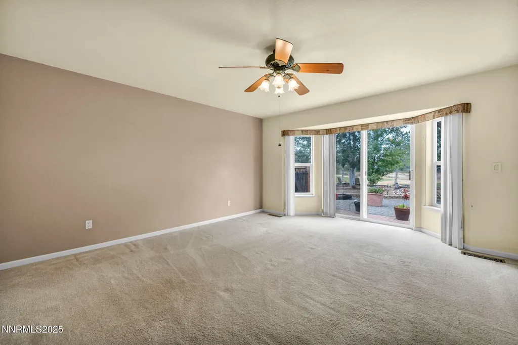 363 Bayhill Dayton NV 89403