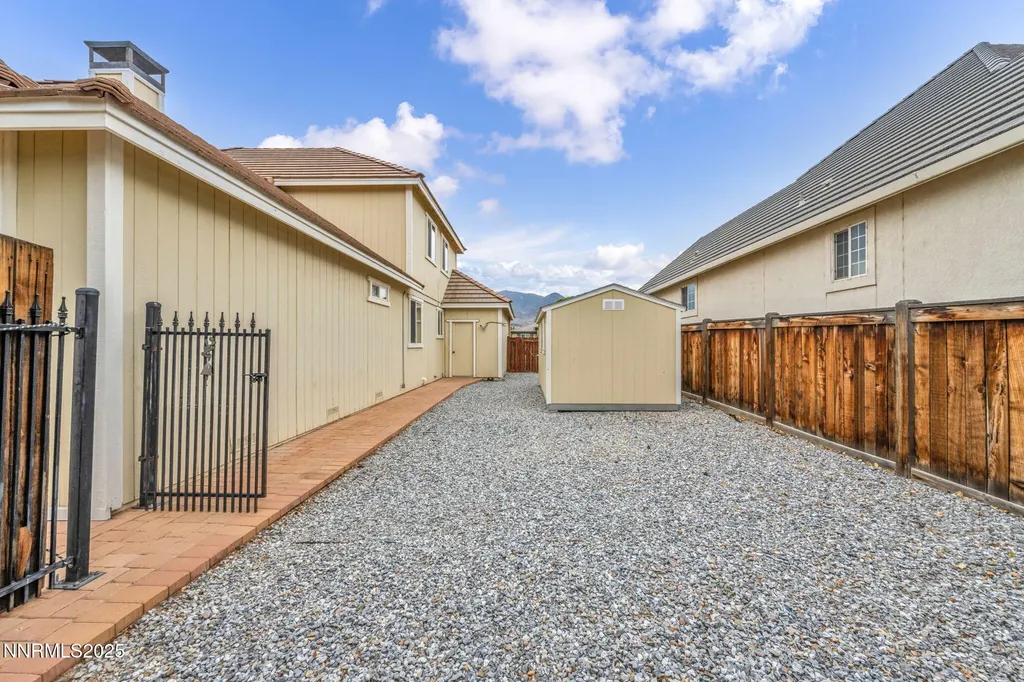 363 Bayhill Dayton NV 89403