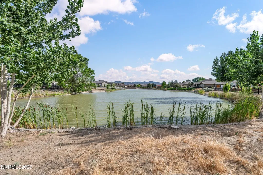 363 Bayhill Dayton NV 89403
