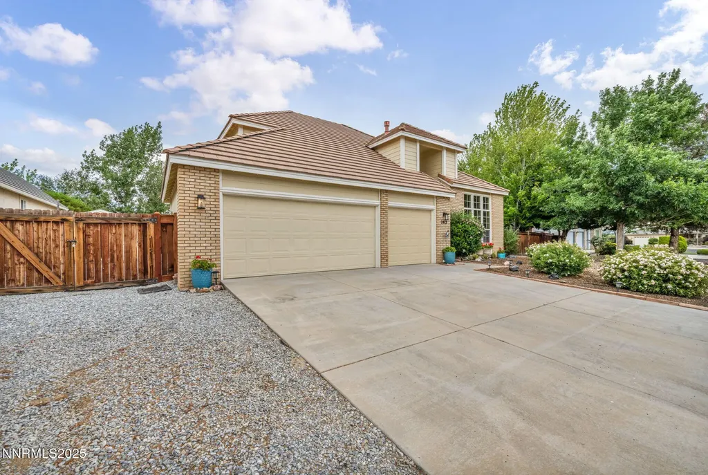 363 Bayhill Dayton NV 89403