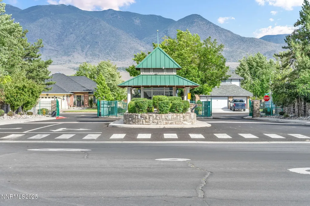 363 Bayhill Dayton NV 89403