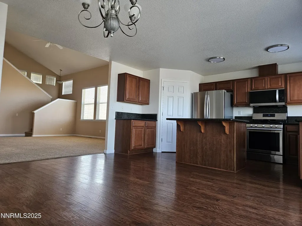 7900 Beech Silver Springs NV 89429