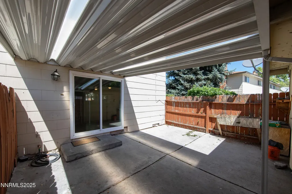 419 Smithridge Reno NV 89502