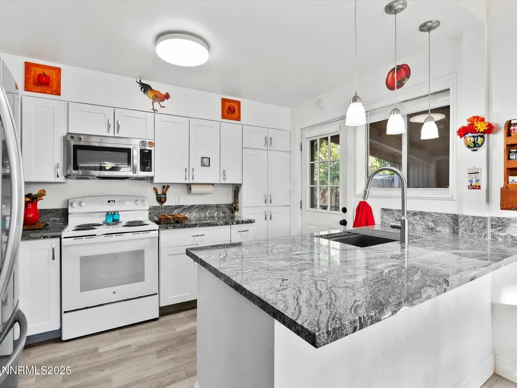 11710 Rocky Mountain Reno NV 89506