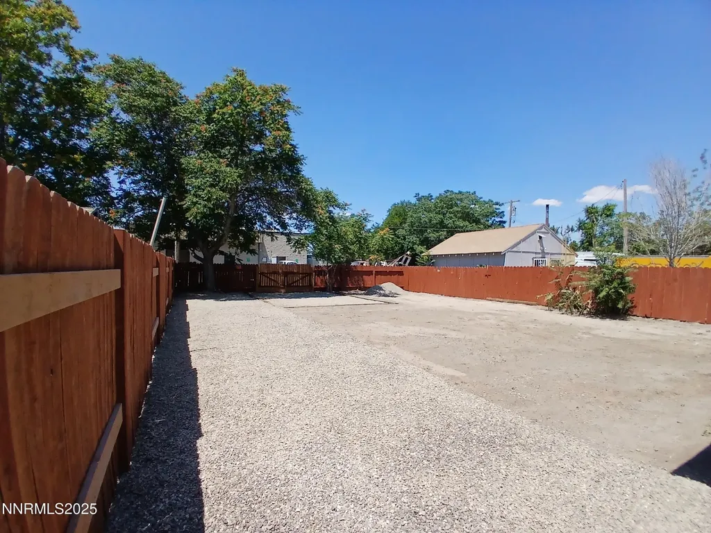 635 Grinnel Lovelock NV 89419