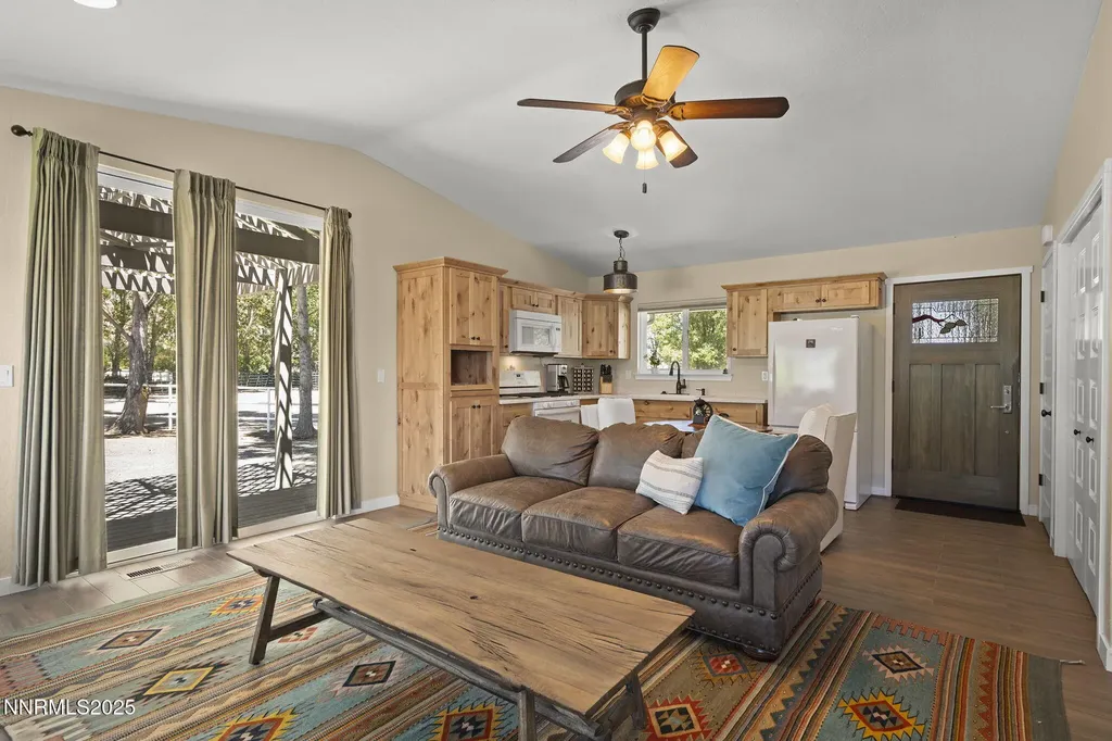 389 Mottsville Gardnerville NV 89460