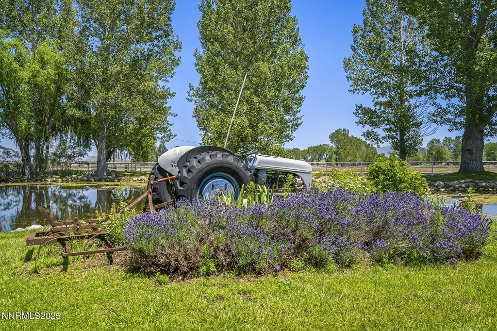 389 Mottsville Gardnerville NV 89460