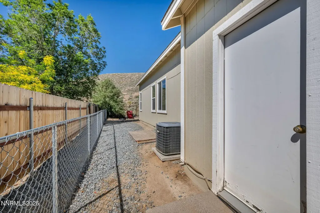 2971 Fox Trail Reno NV 89523