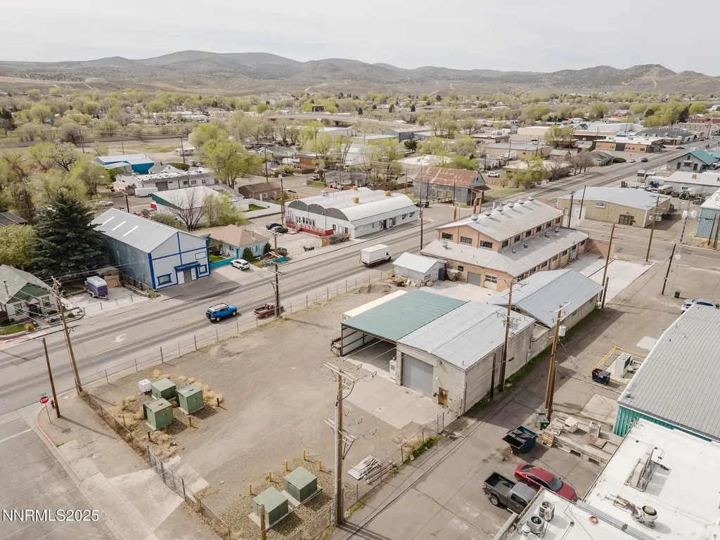 240 7th Elko NV 89801