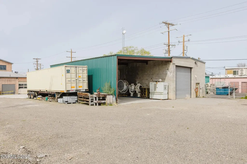 240 7th Elko NV 89801