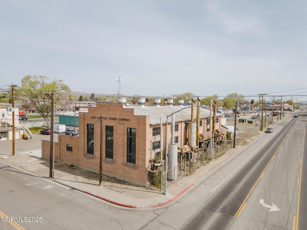 240 7th Elko NV 89801