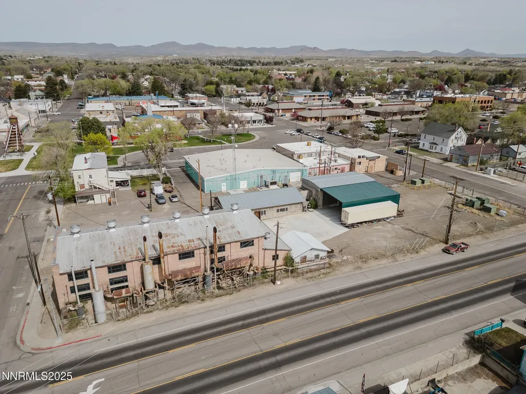 240 7th Elko NV 89801