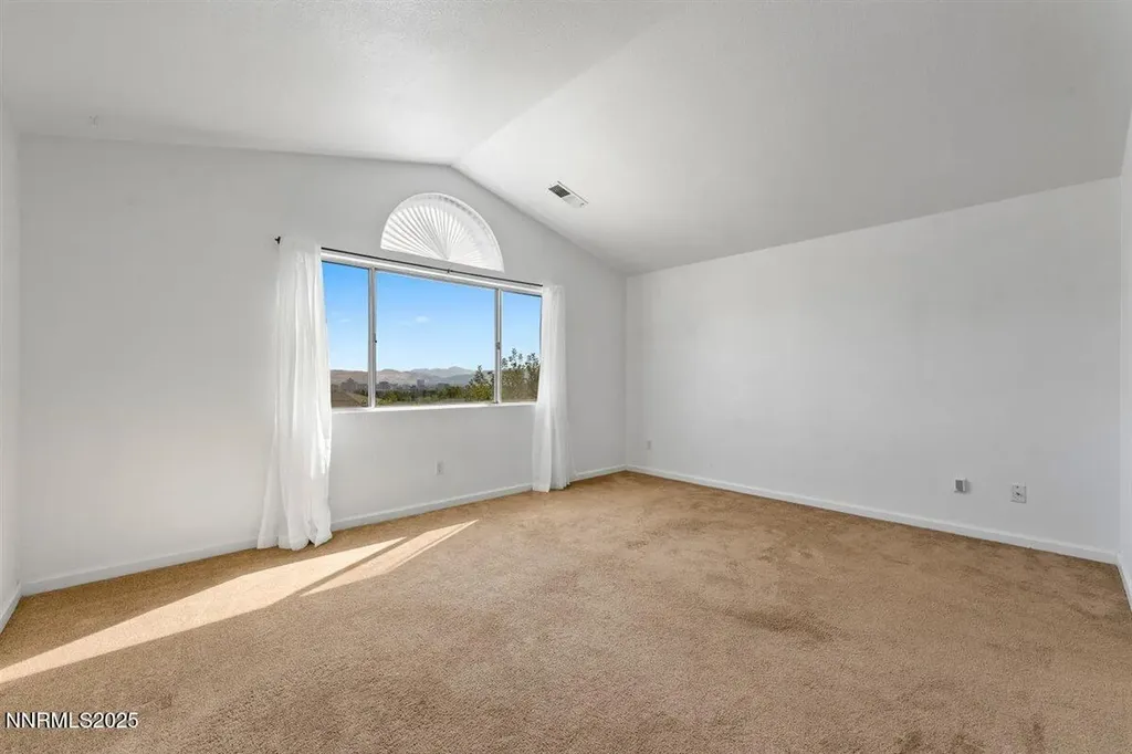 1592 Reno View Reno NV 89523