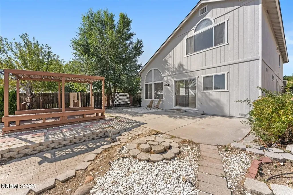 1592 Reno View Reno NV 89523