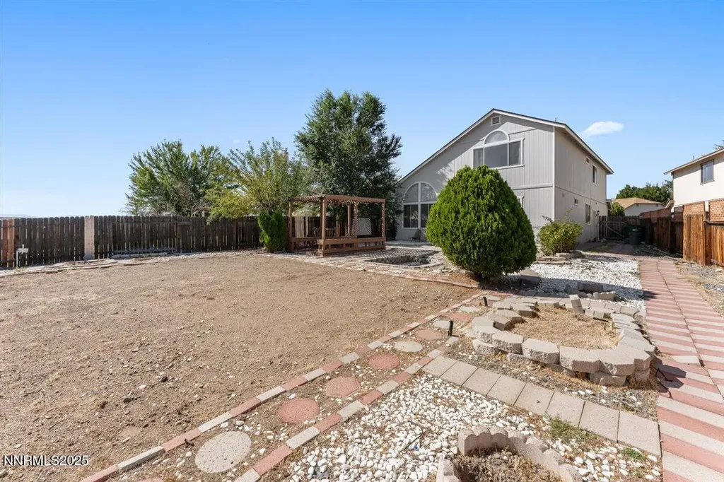 1592 Reno View Reno NV 89523