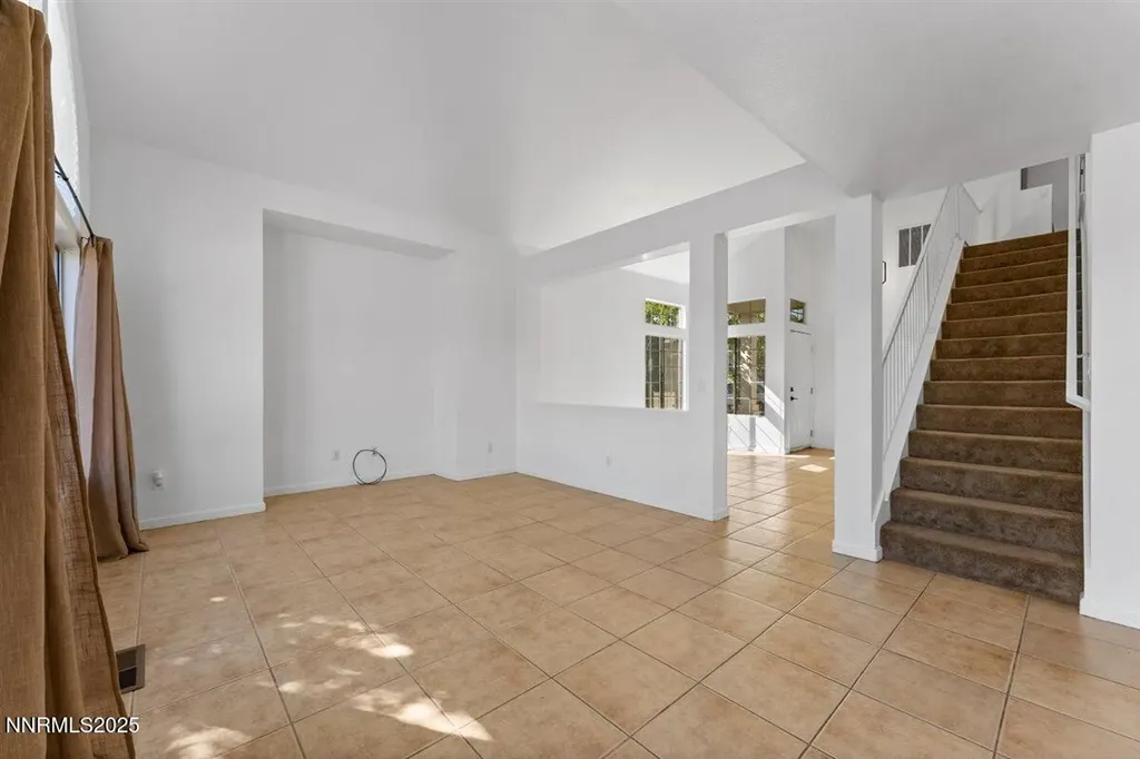 1592 Reno View Reno NV 89523