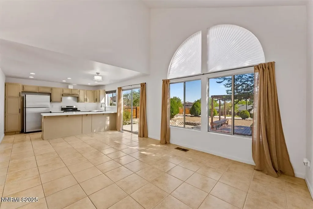1592 Reno View Reno NV 89523