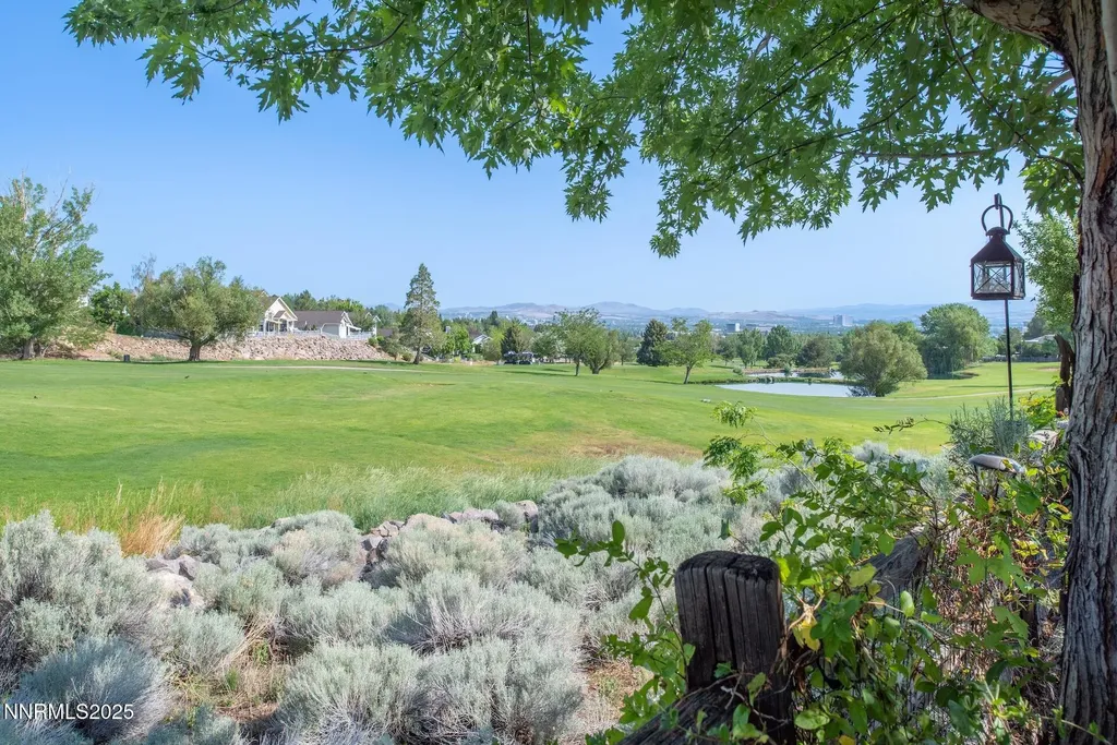 2061 Mountain Vista Reno NV 89519