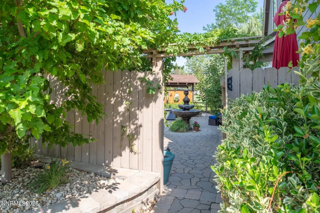 2061 Mountain Vista Reno NV 89519