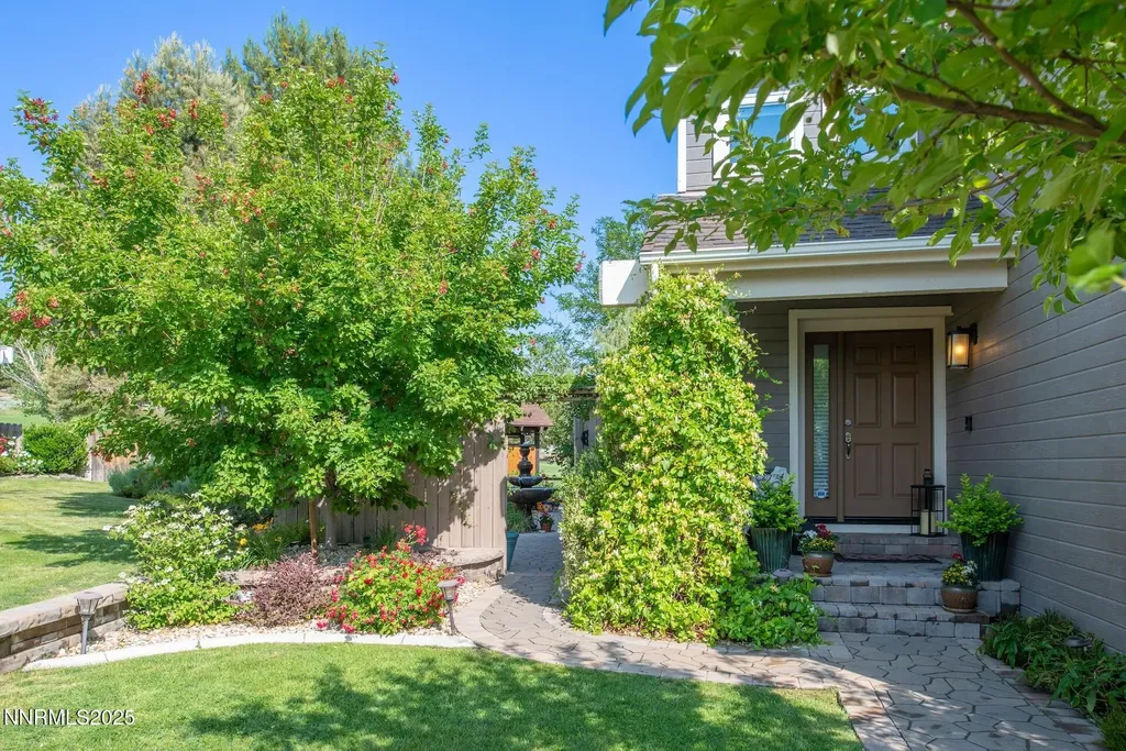 2061 Mountain Vista Reno NV 89519