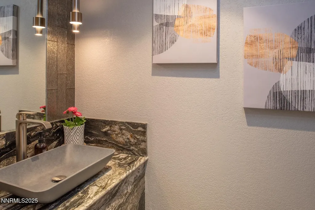 2061 Mountain Vista Reno NV 89519