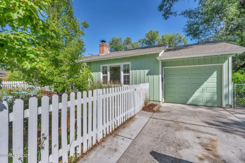1725 Westfield Reno NV 89509