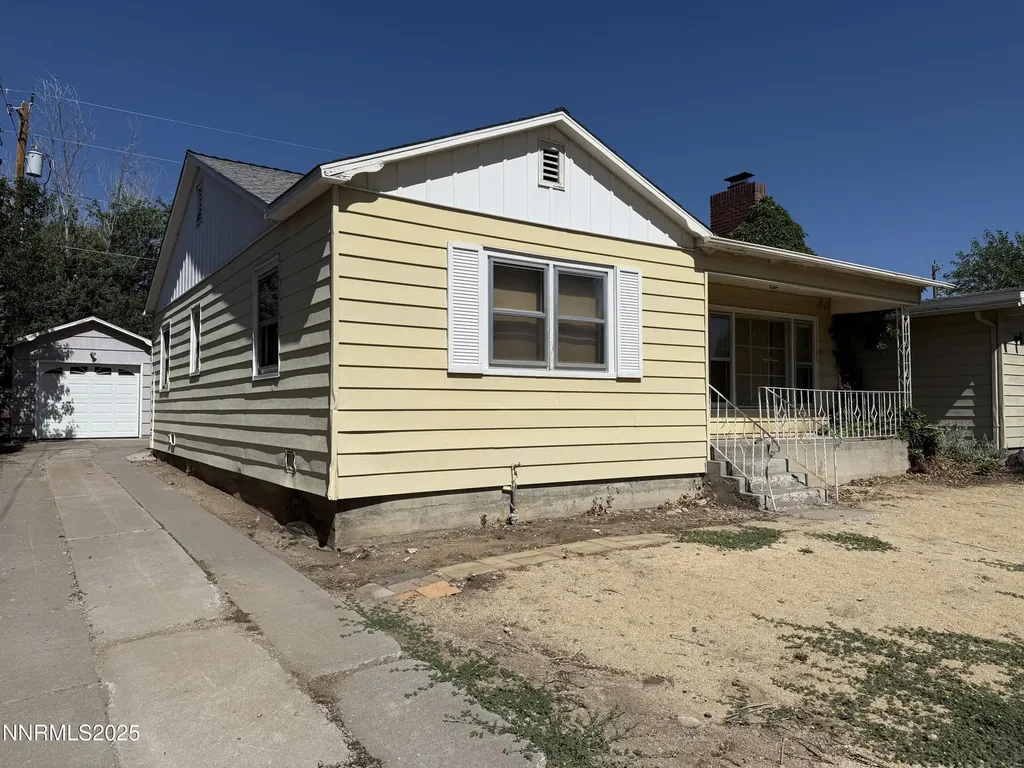1325 Nixon Reno NV 89509