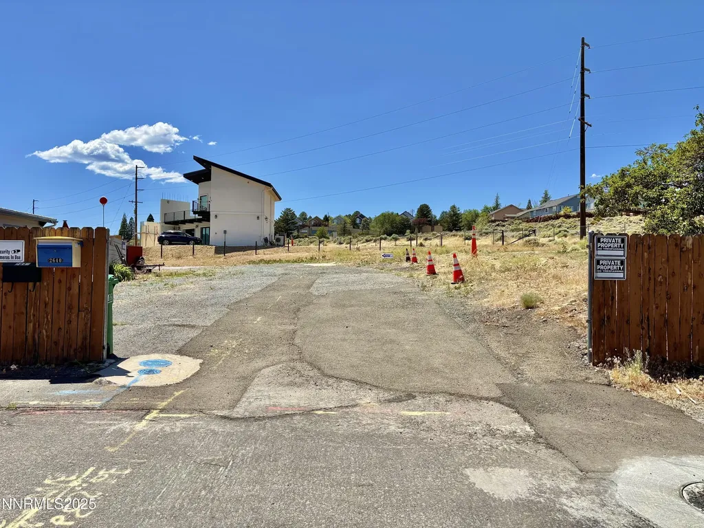 2645 Emily Reno NV 89503